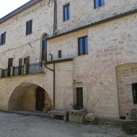 Hus Stanza Tripla In * Assisi