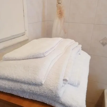 Hus Stanza Tripla In 아시시